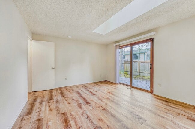 Building Photo - 1467 NW 176th Pl