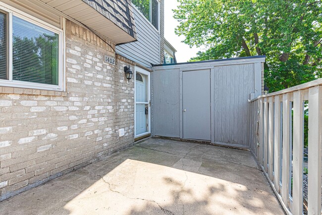 Building Photo - Renovated Condo in Norman!