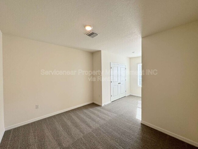 Building Photo - 33031 Tulip Petal Ln