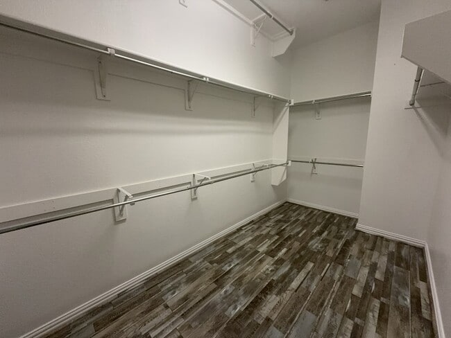 Building Photo - 4027 Snow Goose Trl