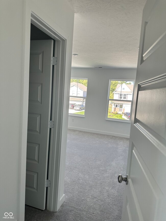 Building Photo - 8560 Tripp Rd