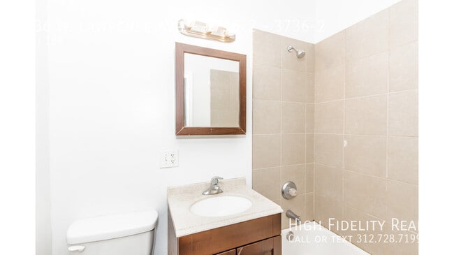 Building Photo - 3736 W Lawrence Ave