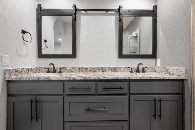 Building Photo - 5143 Ganymede Dr