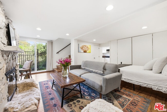 Building Photo - 19511 Sunken Trail