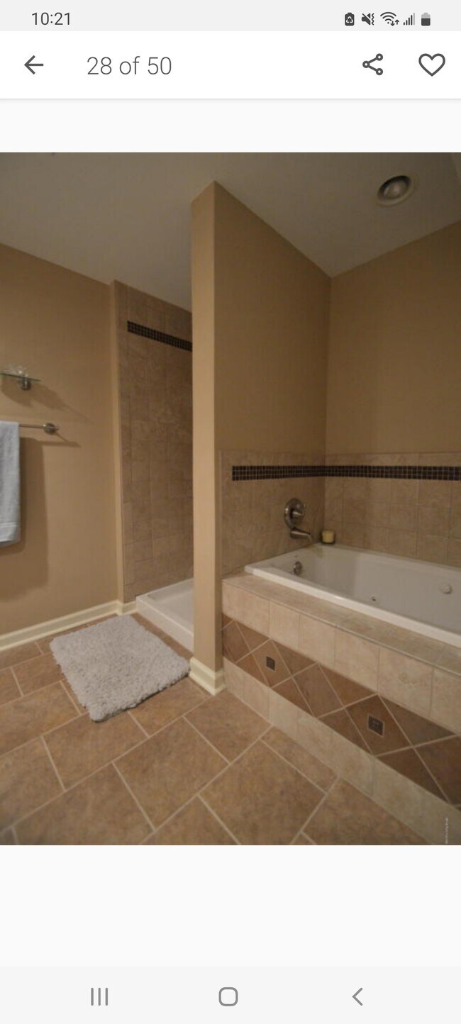 Building Photo - 406 Old Towne Rd