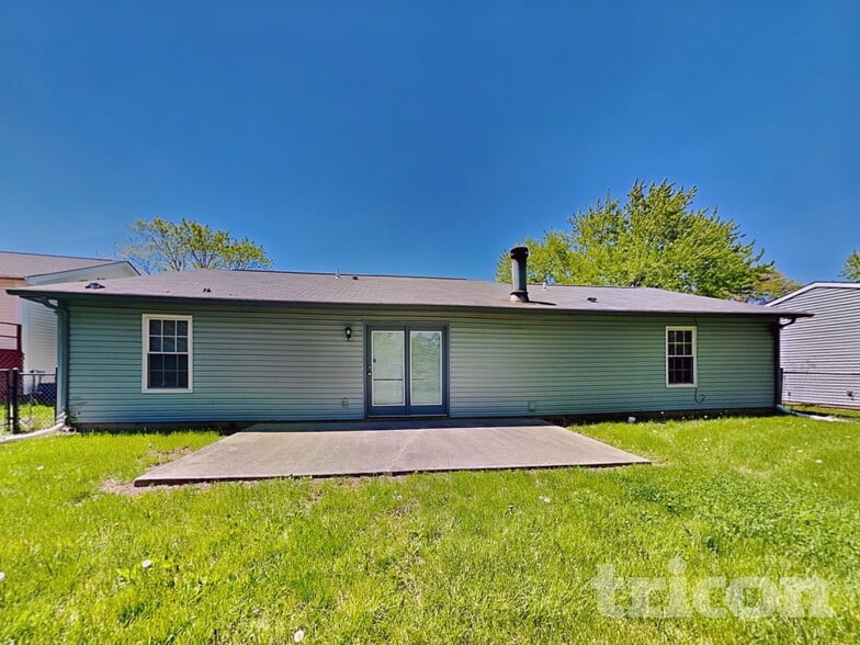 Building Photo - 5841 Beaufort Ln