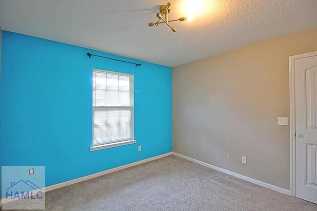 Building Photo - 401-4E2 Barry McCaffrey Blvd