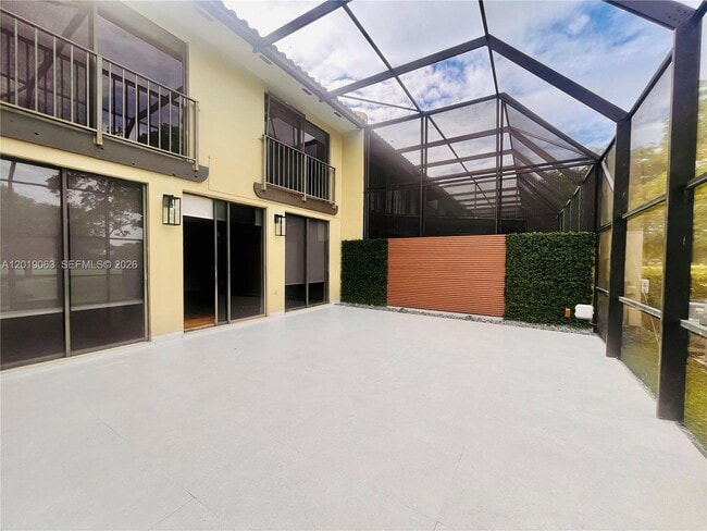 Building Photo - 3643 Estepona Ave