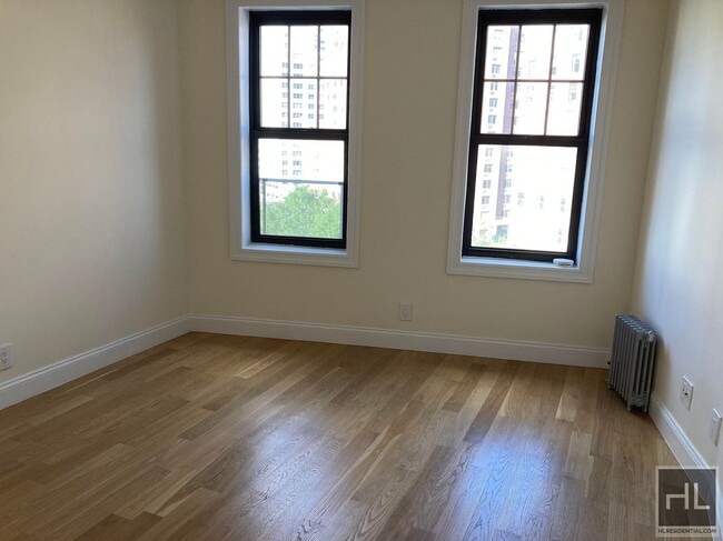 Building Photo - West 11th Street