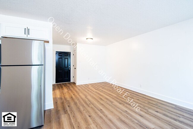 Building Photo - 1823 Griswold Dr