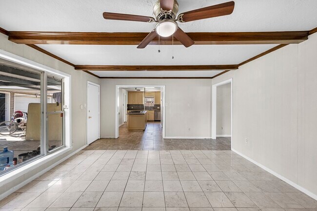 Building Photo - 11319 Briar Forest Dr