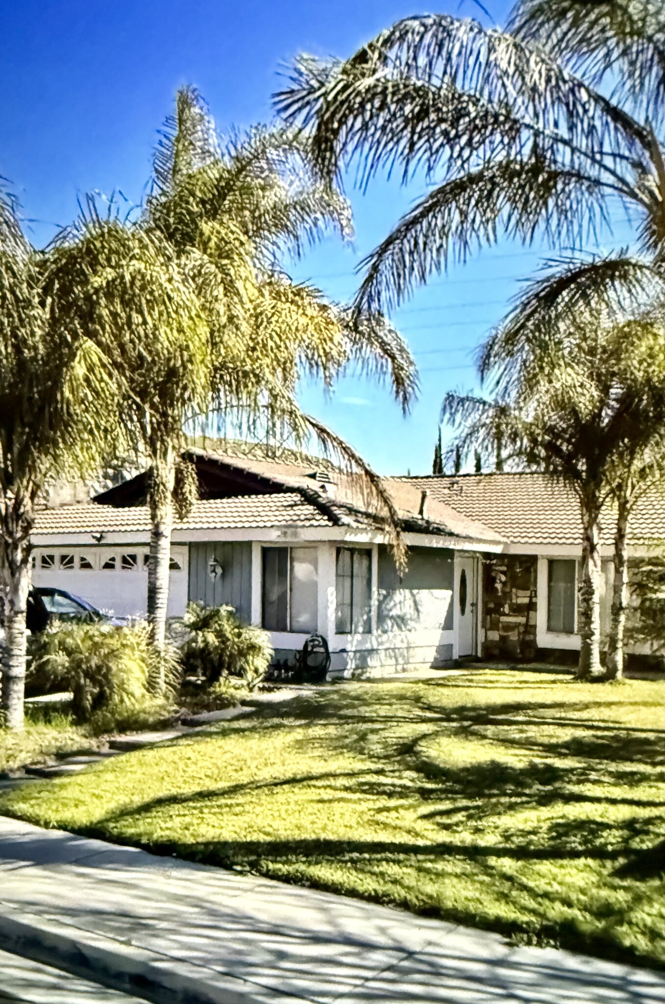 Building Photo - 2920 Bixby Dr