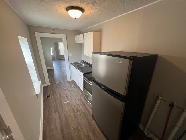 Building Photo - 4919 Orion Ave