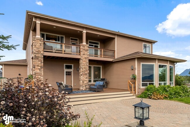 Building Photo - 5044 E Loft Cir