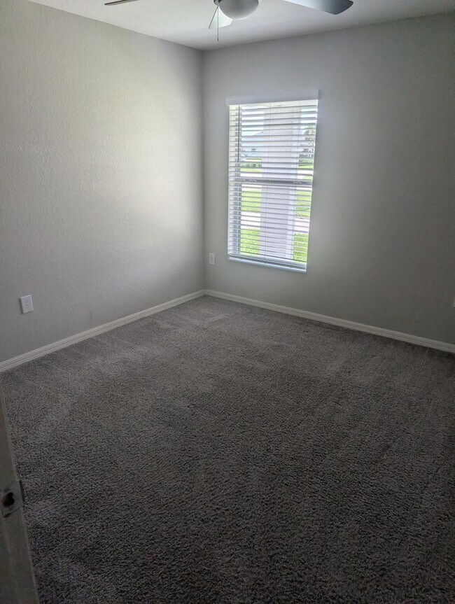 Building Photo - 3902 White Ibis Rd