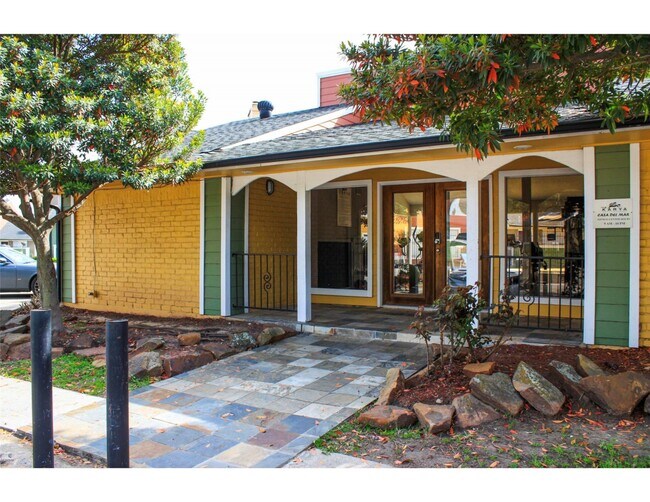 Building Photo - 2431 Farm to Market 1960 Rd W