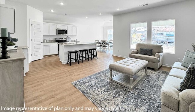 Building Photo - 3030 Loredo Ln