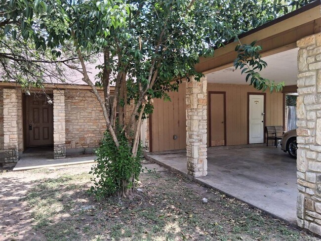 Building Photo - 803 Sirocco Dr