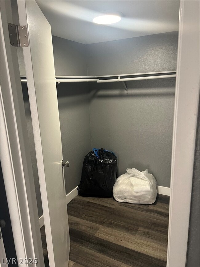 Building Photo - 3344 Medina Ct