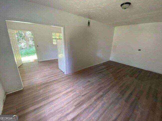 Building Photo - 1071 Laurel Ln NW