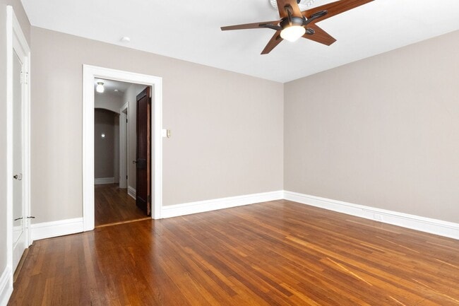 Building Photo - Home on the Range