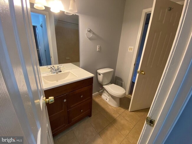 Building Photo - 9244 Sprucewood Rd