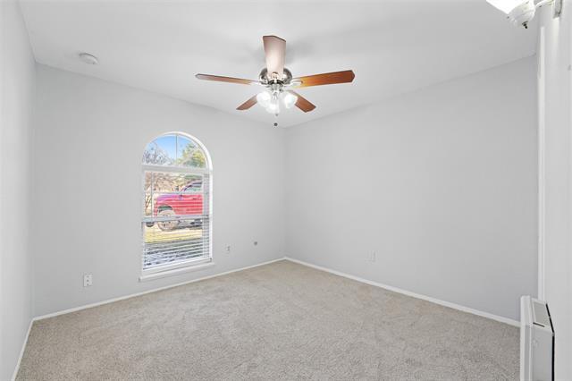 Building Photo - 1026 Elmwood Dr