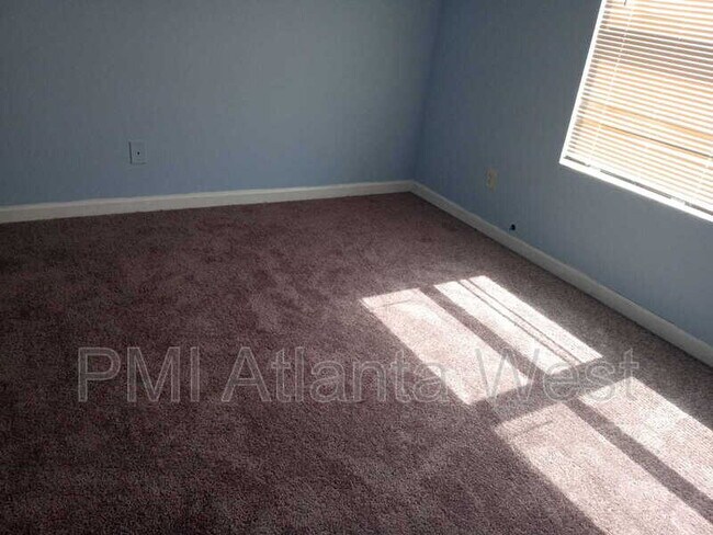 Building Photo - 16303 Waldrop Cove