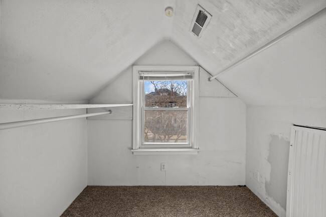 Building Photo - 9120 Granby St