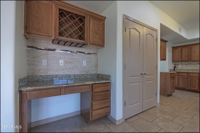 Building Photo - 6209 Cosecha Luna Cir