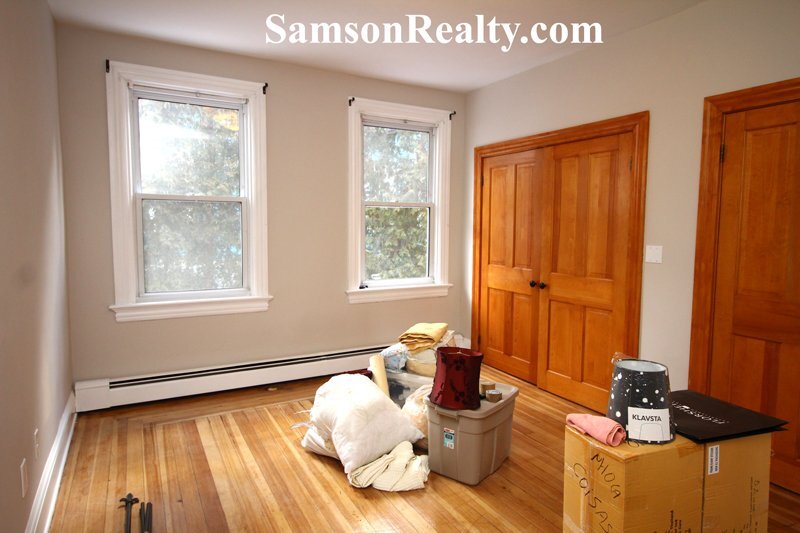 Building Photo - 483 Hope