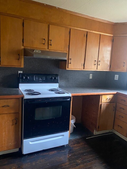 Kitchen - 866 Liberty St