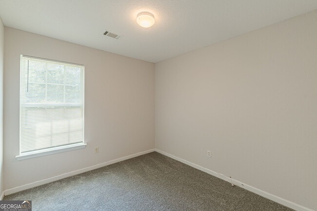 Building Photo - 274 Brookview Dr