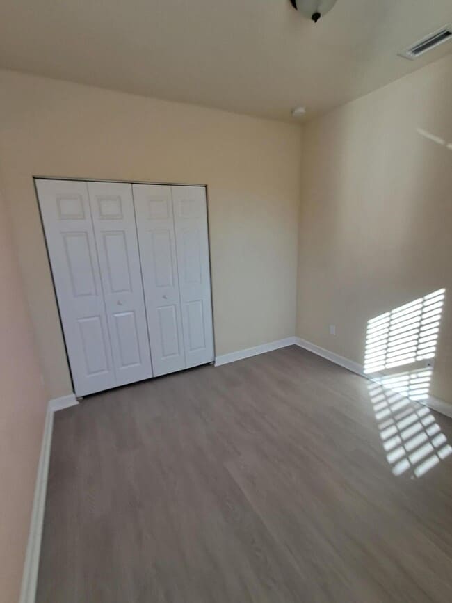 Building Photo - 10312 Wellington Parc Dr