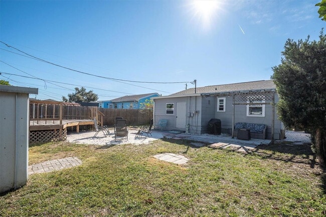 Building Photo - 4929 36th Ave N