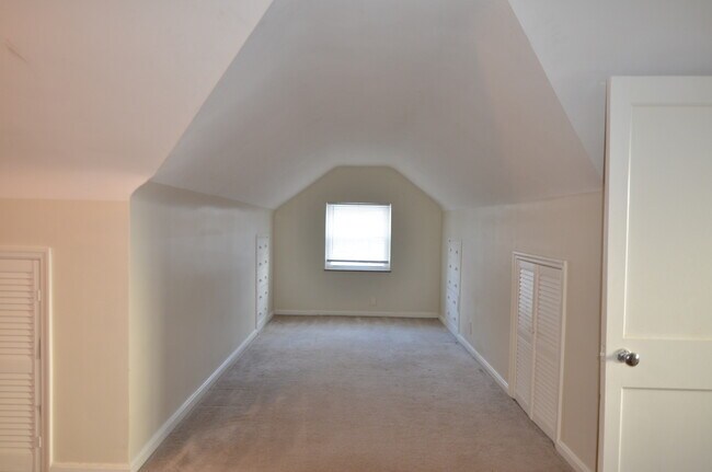 Building Photo - 7297 Chetbert Dr