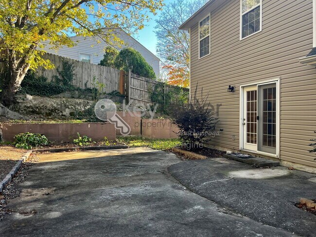 Building Photo - 3721 Connelly Ln