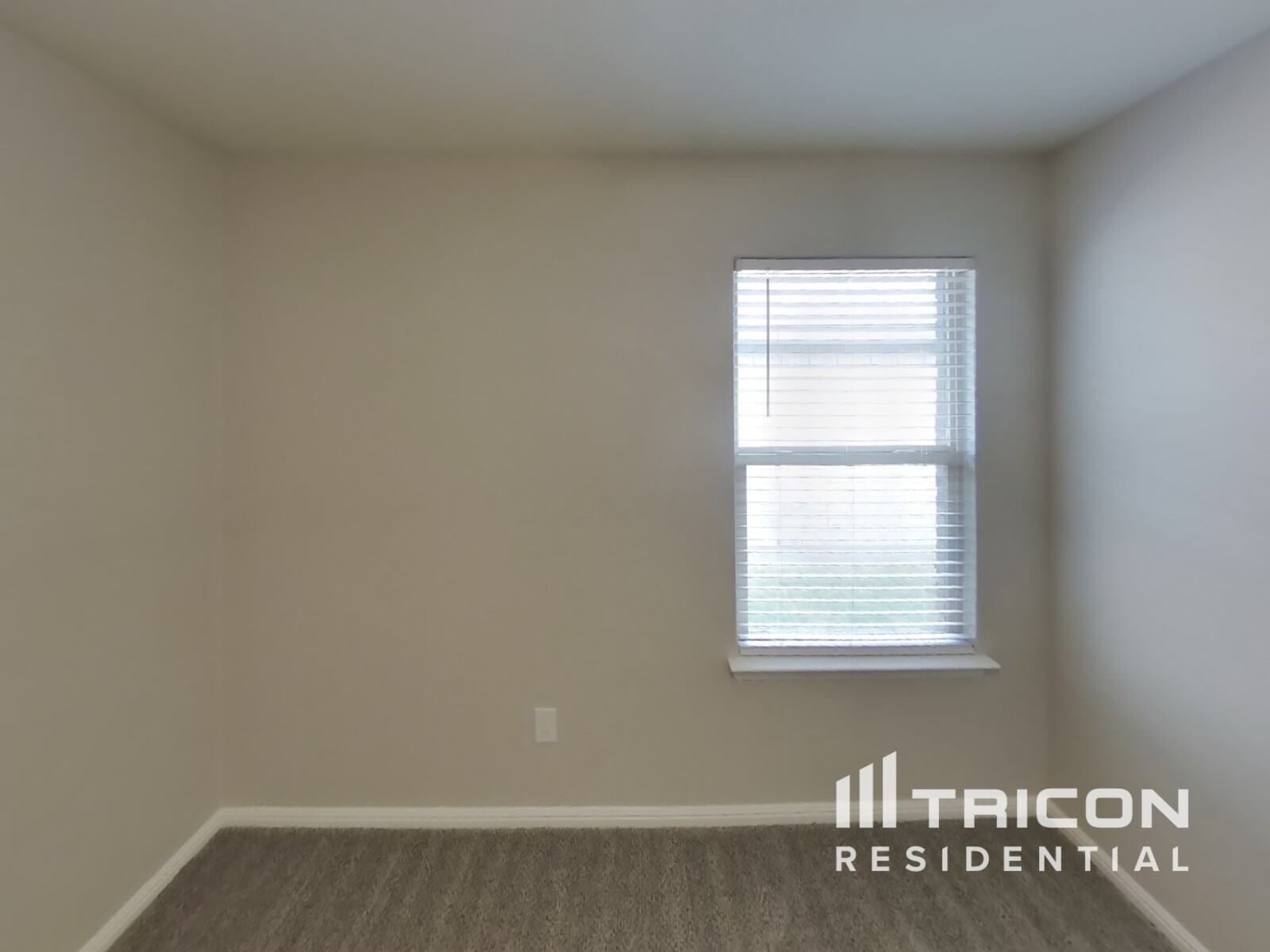 Building Photo - 8832 Ring Gold Dr