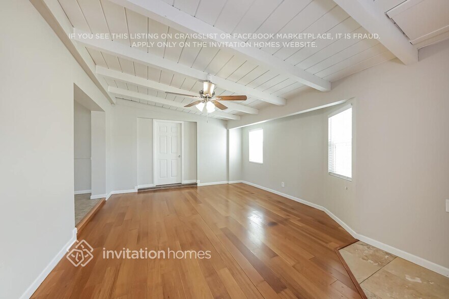 Building Photo - 601 W Oraibi Dr