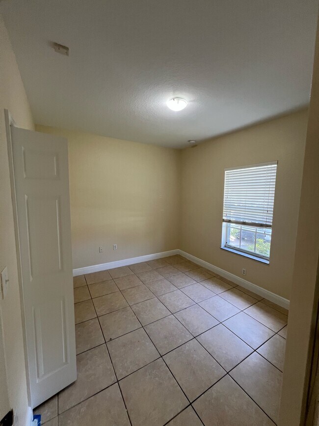 Building Photo - 12233 SW 215th Terrace