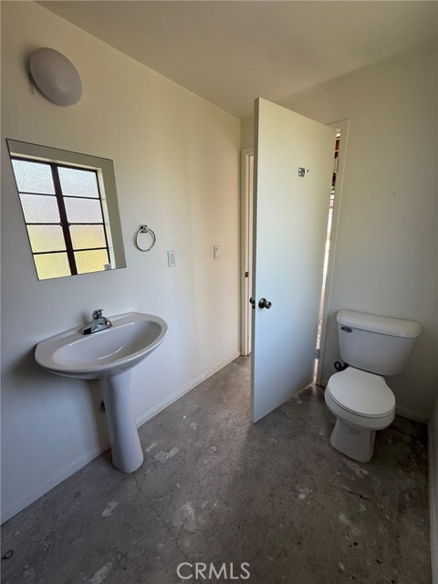 Building Photo - 3008 Palm Ave