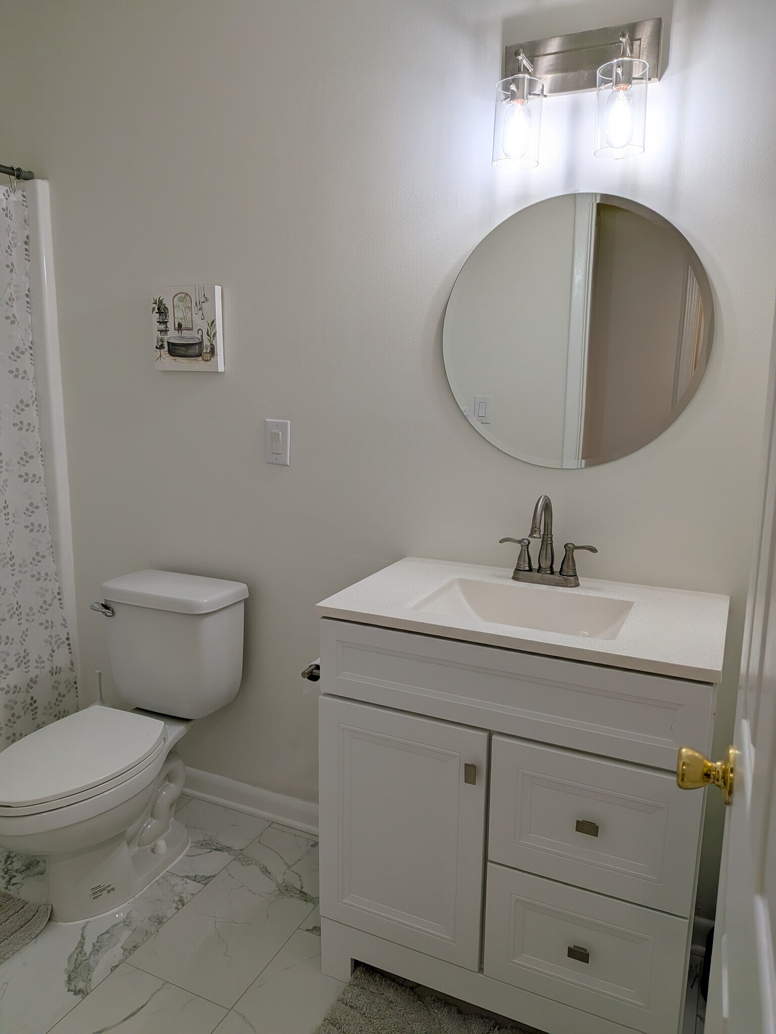 Guest Bathroom - 7300 Park Rd