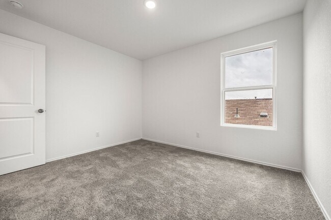 Building Photo - Charming 4BR/2BA in St. Hedwig – Open Floor Plan & Private Backyard