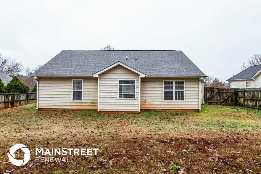 Building Photo - 11219 Knotty Pine Pl