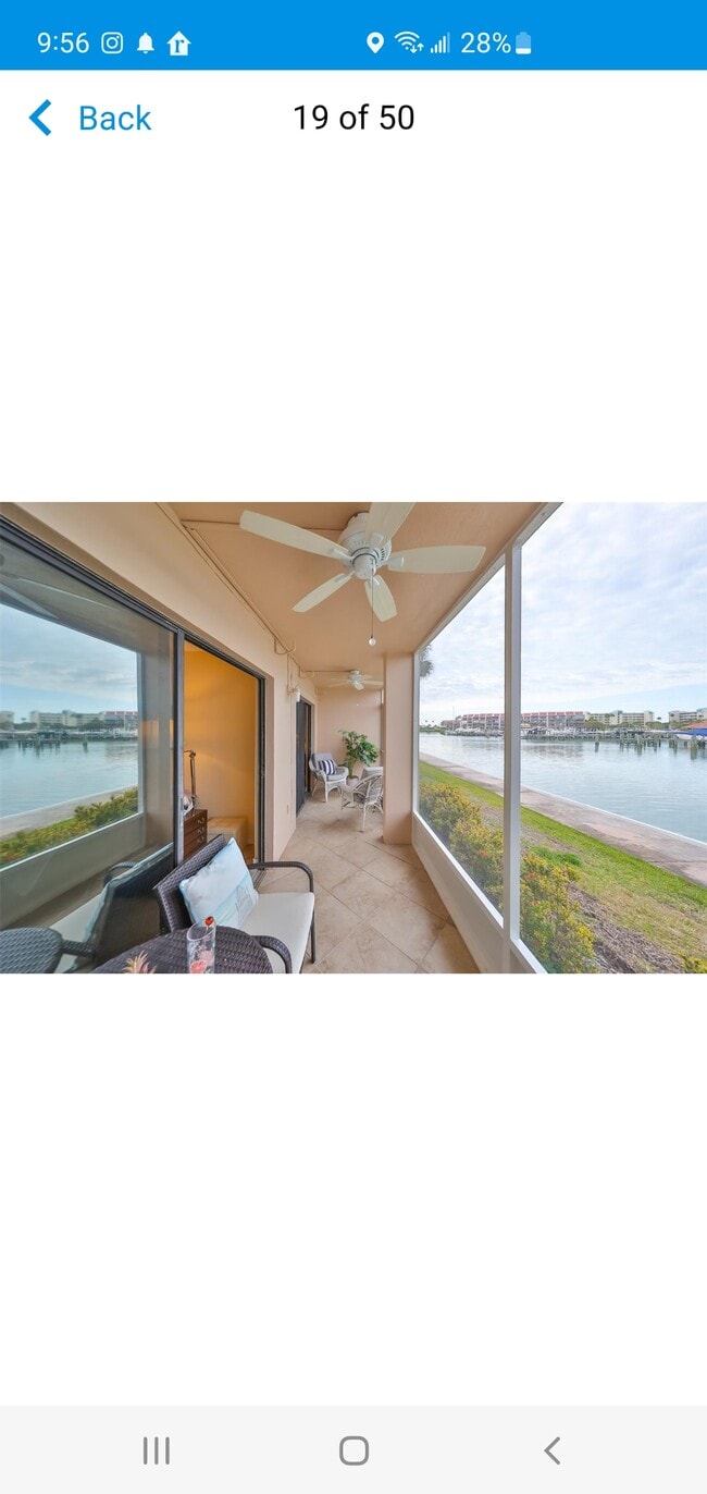 Building Photo - 7930 Sun Island Dr S