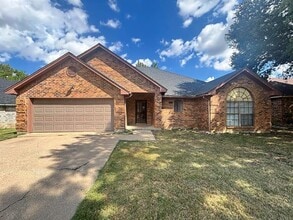 Building Photo - 6515 Tempest Dr
