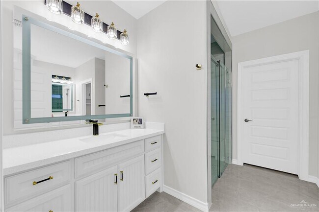 Building Photo - 38 N 48th St