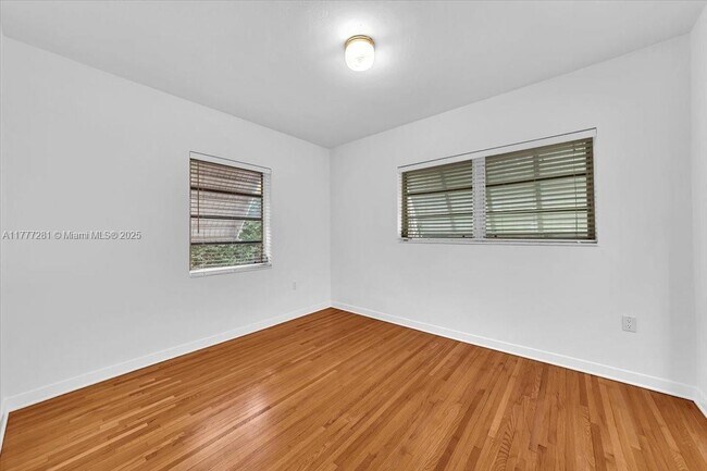 Building Photo - 7911 SW 55th Ave