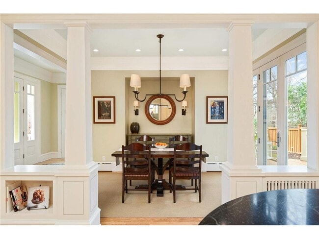 Building Photo - 1776 Knox Ave S