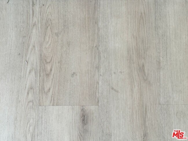 Building Photo - 1206 Greenacre Ave